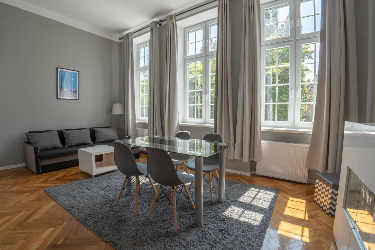 Viu Postcards From Gdansk Apartment Bagian luar foto