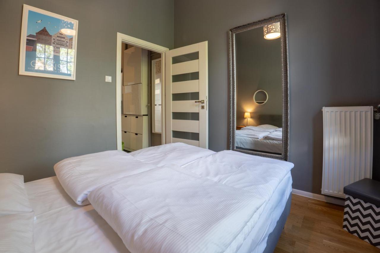 Viu Postcards From Gdansk Apartment Bagian luar foto